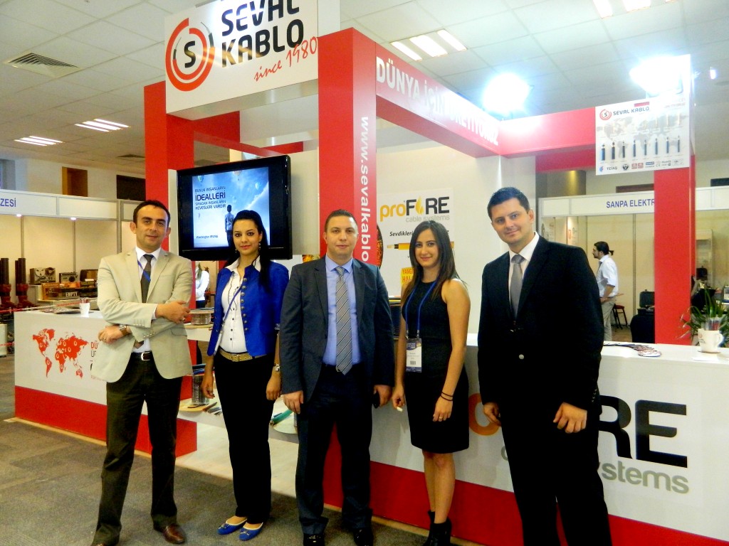 Seval Kablo’dan İzmir’de Dostluk Yemeği…