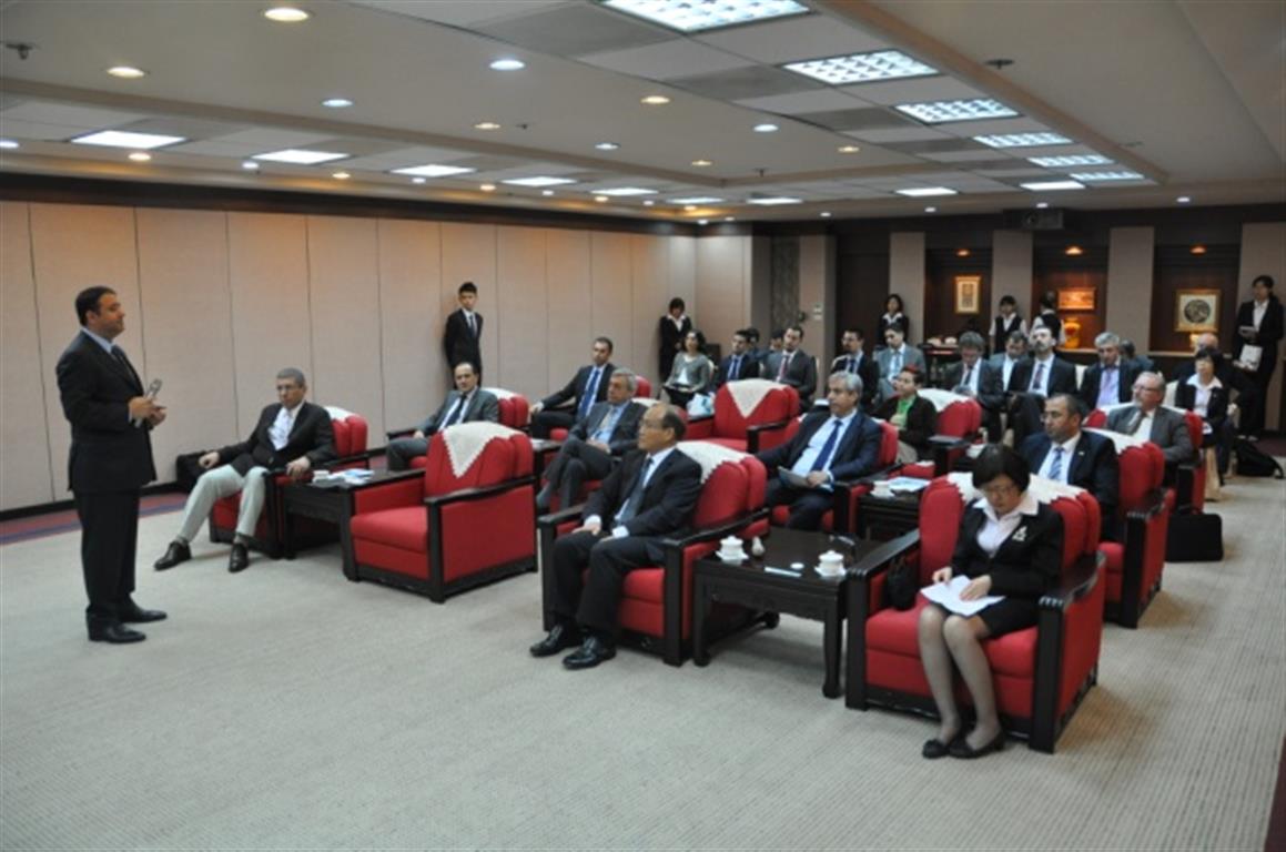 Elektrik Elektronik Sektörü 2014 Yılında Dünyayı Turladı 