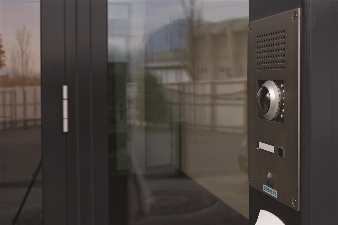 Datacenter Clarity LC ile IT ve Tesis Yönetimi Birleşiyor