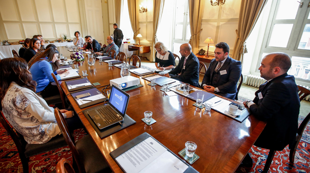 İnternetten Elektrik Tedarikçisi Değiştirerek %20 Tasarruf Etmek