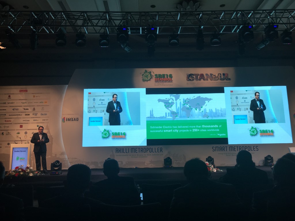 SBE16 İstanbul Konferansı’na Schneider Electric Damgası
