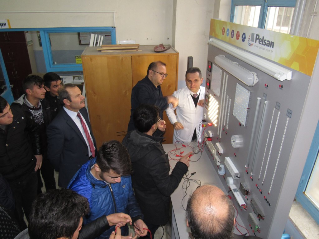 Pelsan Aydınlatma’ nın “Eğitime Destek” Projesi Hız Kesmeden Devam Ediyor…