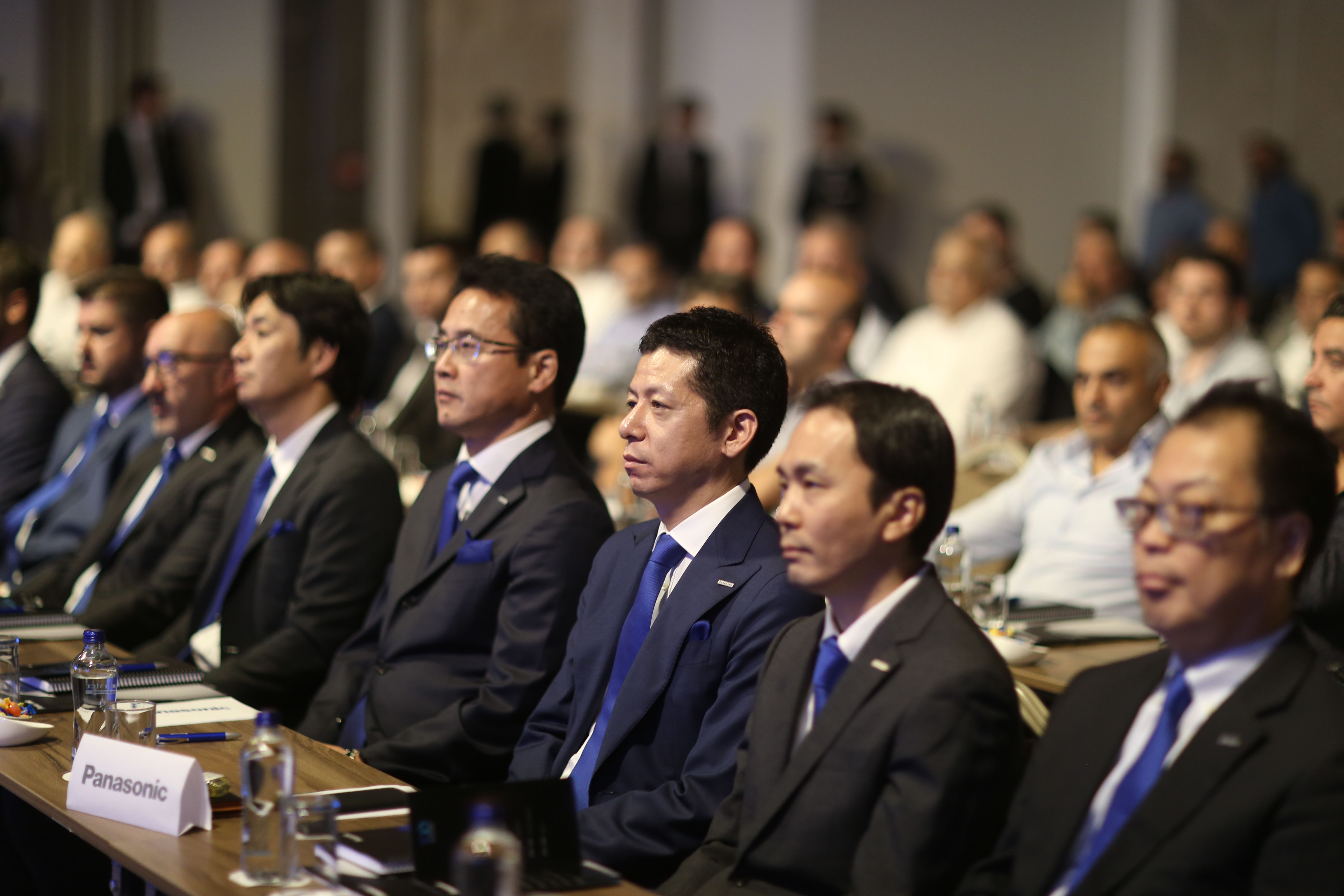 PANASONIC, LED PANEL AYDINLATMA ÜRÜNLERİNİ TANITTI…