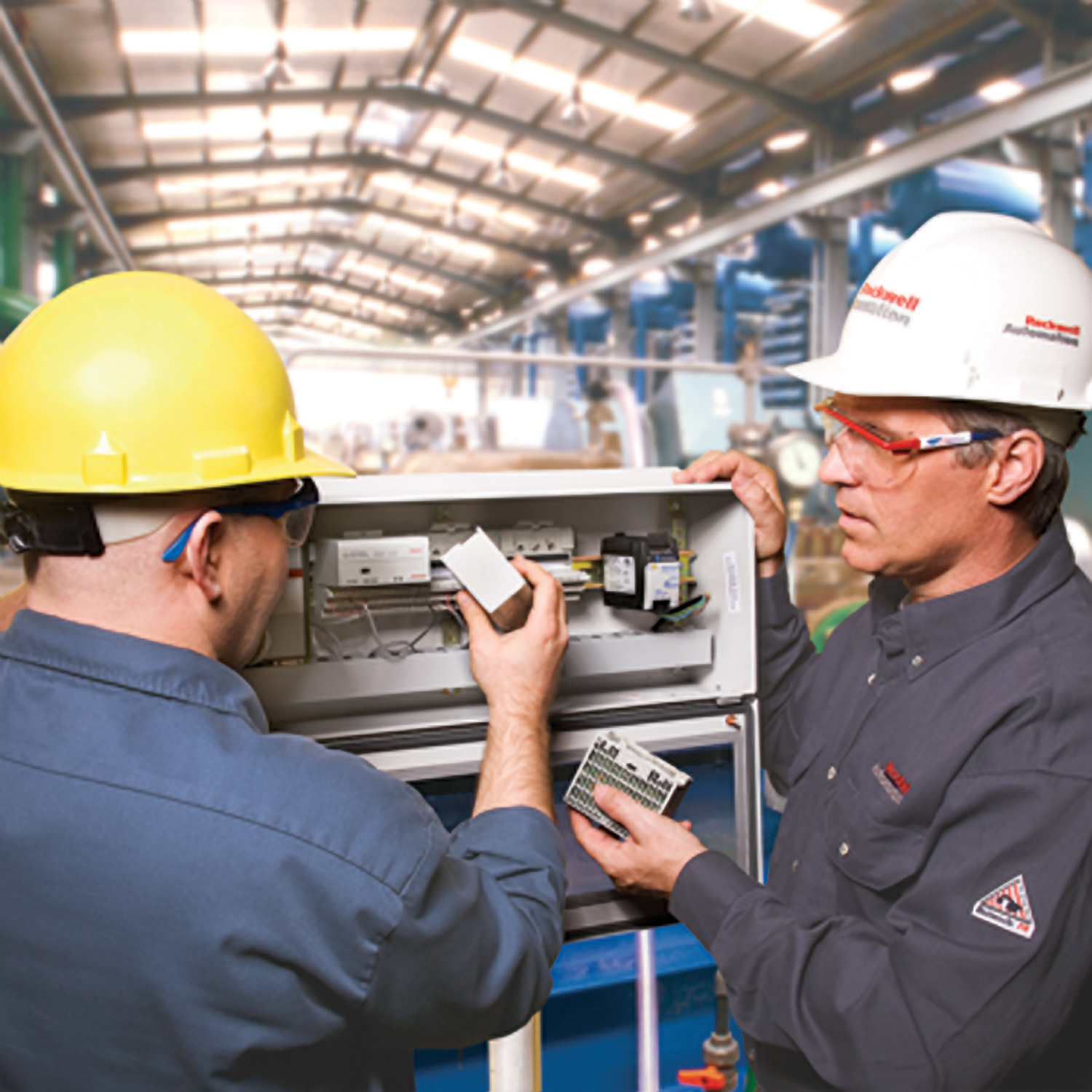 Rockwell Automation’dan Yeni Daha Parlak ve Daha Esnek Kule Aydınlatma