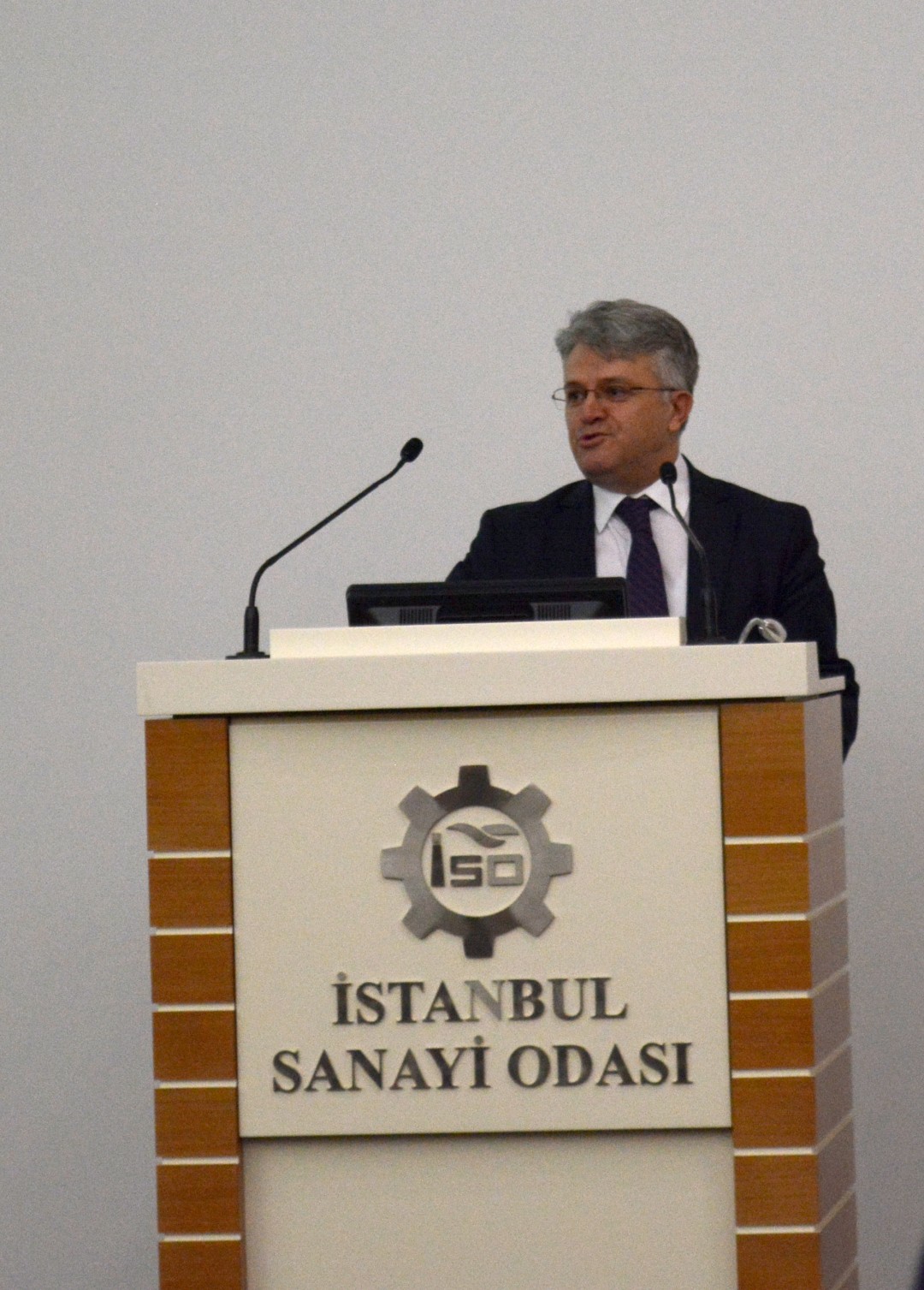 TÜRKİYE'NİN AYDINLATMASI İHRACAT İLE BÜYÜYOR