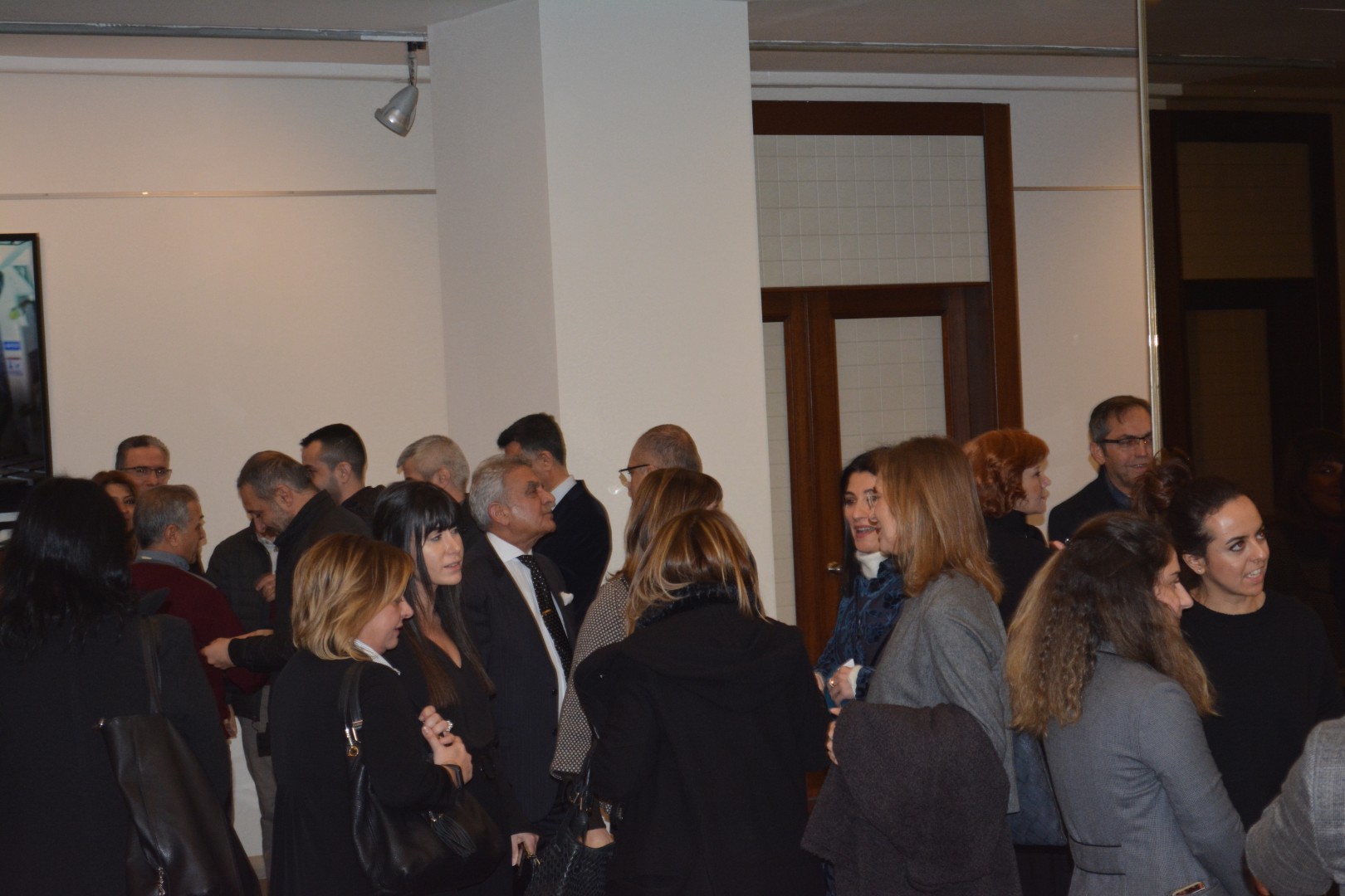 TÜRKİYE'NİN AYDINLATMASI İHRACAT İLE BÜYÜYOR