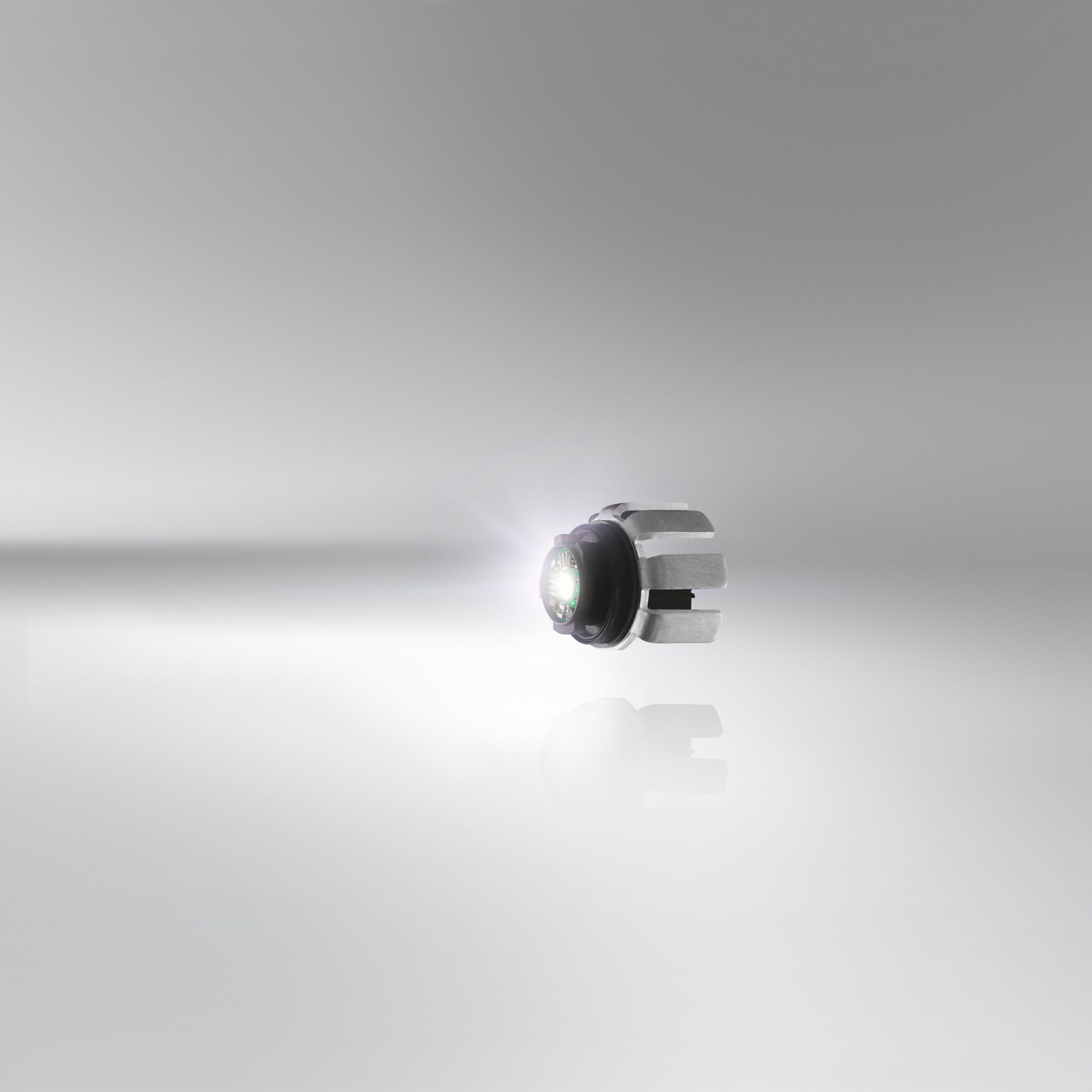 Osram Sinyal lambası pazarında devrim Sağlıyor.