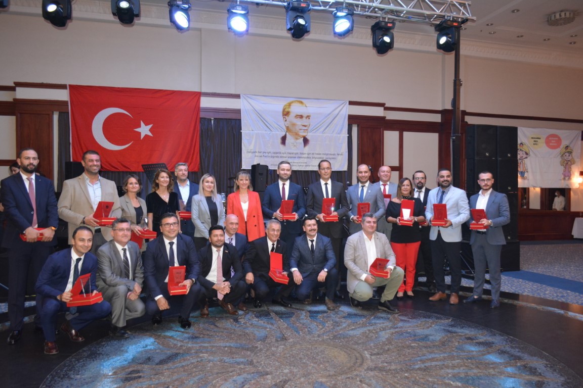 12.  GELENEKSEL ETMD GECESİ’NE YÜKSEK KATILIM