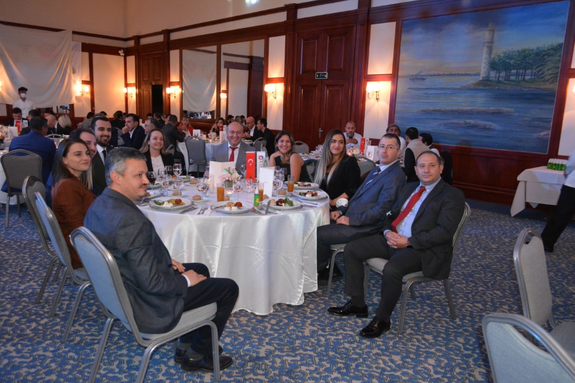 12.  GELENEKSEL ETMD GECESİ’NE YÜKSEK KATILIM