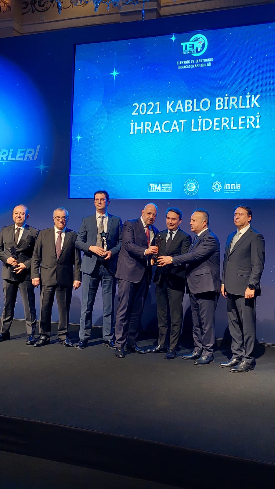 Elektrik ve Elektronik Sektörünün ihracat Devleri Ödüllendirildi