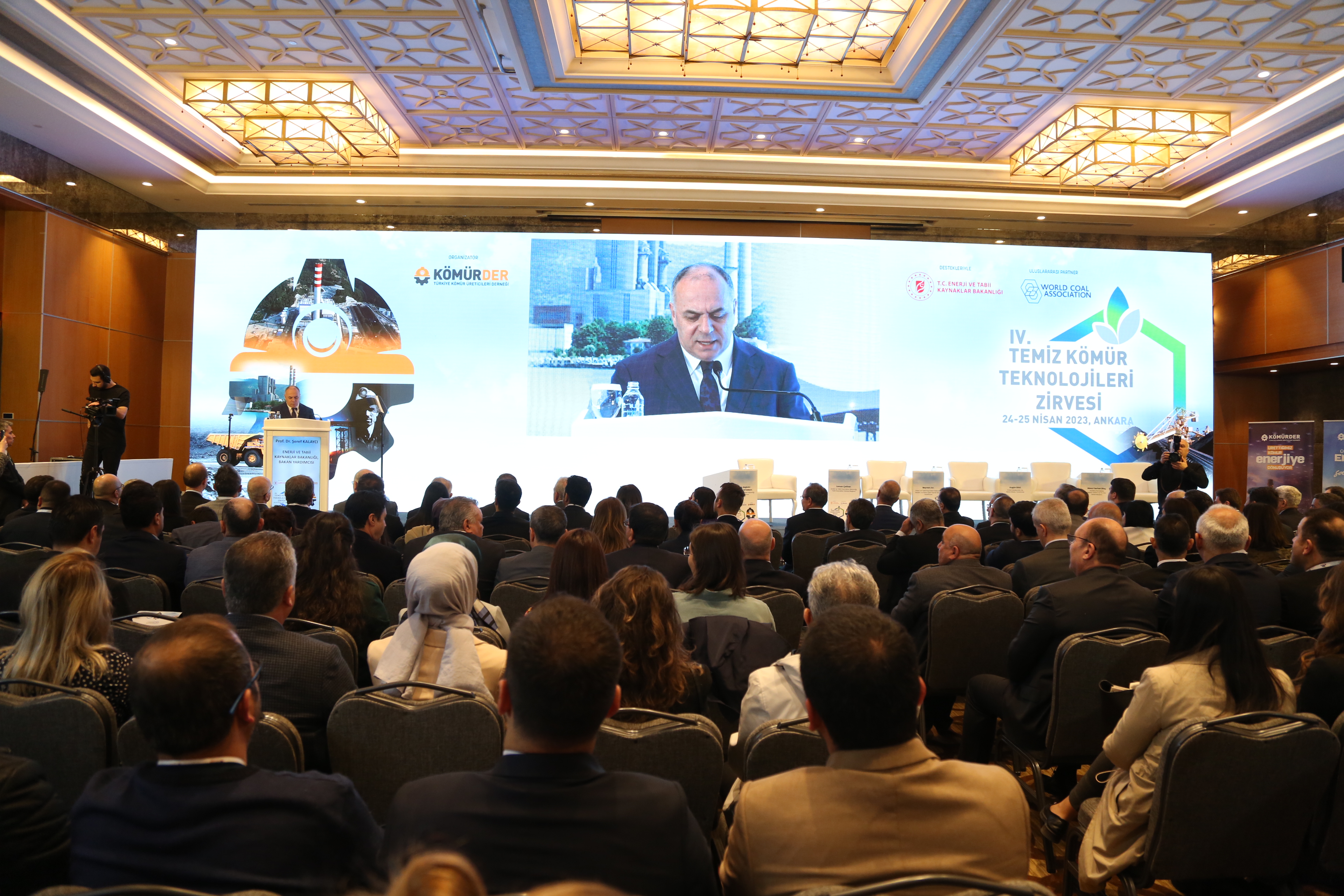 KÖMÜRDEN ENERJİ ÜRETİMİ YENİLENEBİLİR ENERJİ KAYNAKLARININ GELİŞMESİ İÇİN ŞART